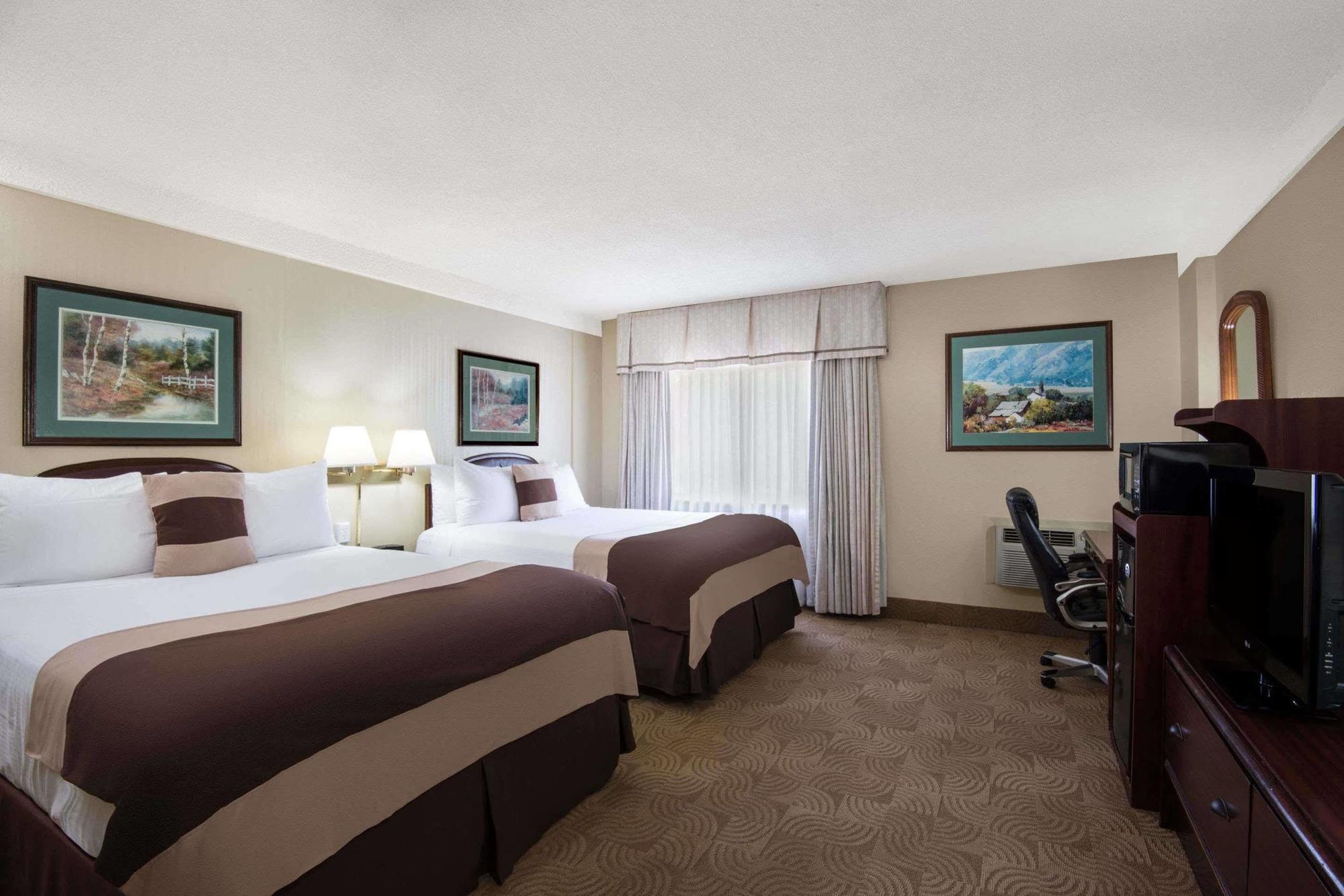 Ramada By Wyndham Denver Downtown DEN Exterior foto
